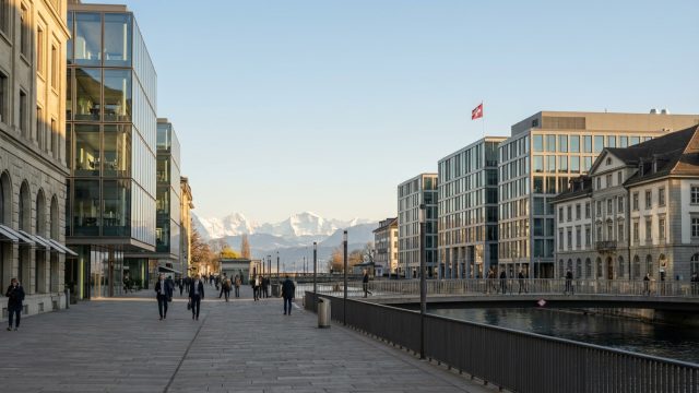 découvrez pourquoi la suisse est reconnue comme la destination la plus sûre au monde pour vos investissements, grâce à sa stabilité économique et son cadre réglementaire fiable.
