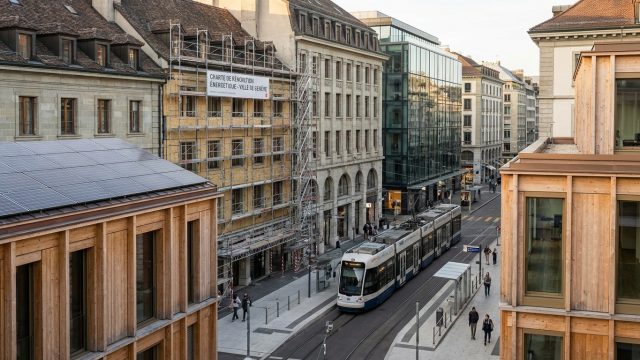 genève met en place une charte ambitieuse visant à accélérer les rénovations énergétiques, favorisant ainsi la transition vers un habitat plus durable et éco-responsable.
