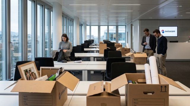 découvrez les dernières nouvelles sur l'emploi en suisse avec la suppression de plusieurs dizaines de postes dans une filiale de swisscom, marquant une nouvelle onde de choc pour le marché du travail.