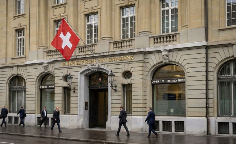 la banque nationale suisse (bns) intensifie ses efforts pour lutter contre la surévaluation significative du franc suisse, visant à stabiliser l'économie du pays.