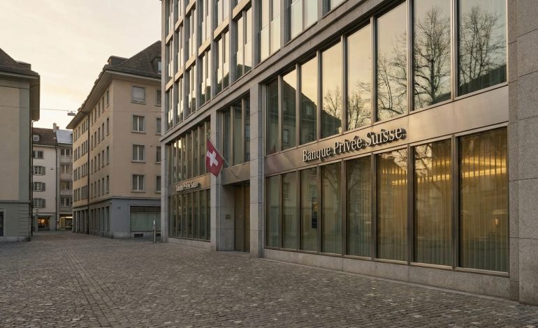 découvrez comment la suisse est devenue un refuge sûr et attractif pour les capitaux russes, offrant stabilité et confidentialité dans un contexte économique mondial complexe.