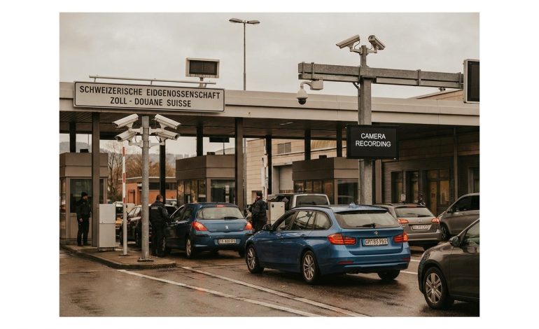 découvrez pourquoi la suisse enregistre les vidéos des voitures étrangères aux frontières et les raisons derrière cette surveillance renforcée.