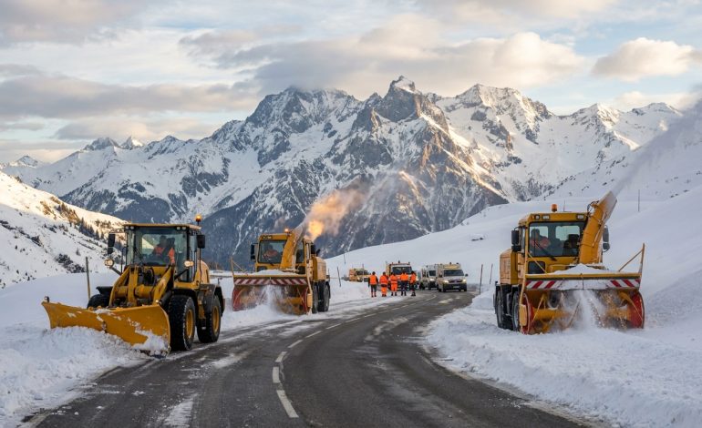 découvrez en savoie les premiers engins de déneigement qui s'activent pour réveiller les grands cols, annonçant l'ouverture prochaine des routes hivernales.