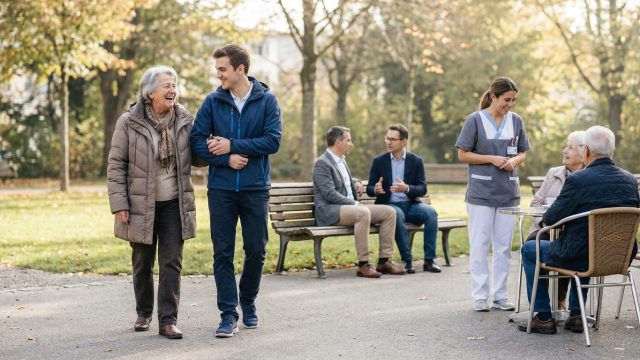 découvrez les leçons essentielles du système de sécurité sociale suisse pour améliorer la protection sociale et l'efficacité en france.