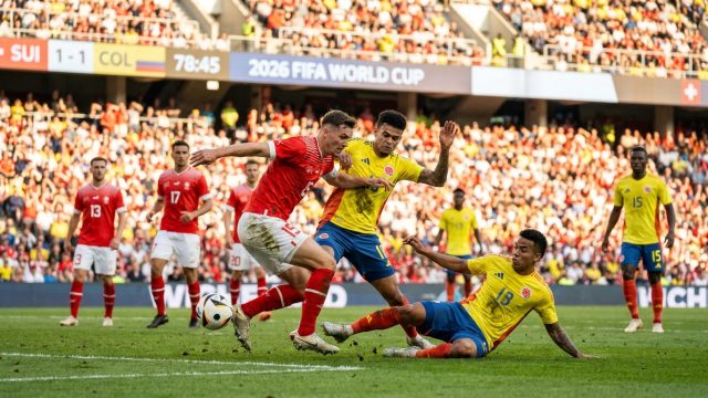suivez en direct et en streaming live le match suisse vs colombie de la coupe du monde 2026 avec le score en temps réel, analyses et commentaires pour ne rien manquer de cette rencontre passionnante.
