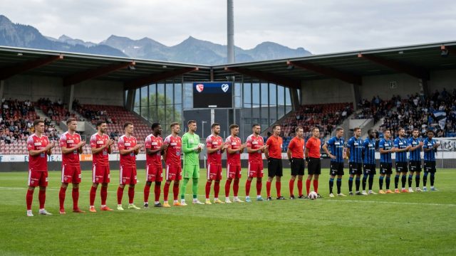 découvrez grâce à l'intelligence artificielle quelles sont les deux équipes prédestinées à s'affronter en finale de la coupe, pour un duel sportif exceptionnel.