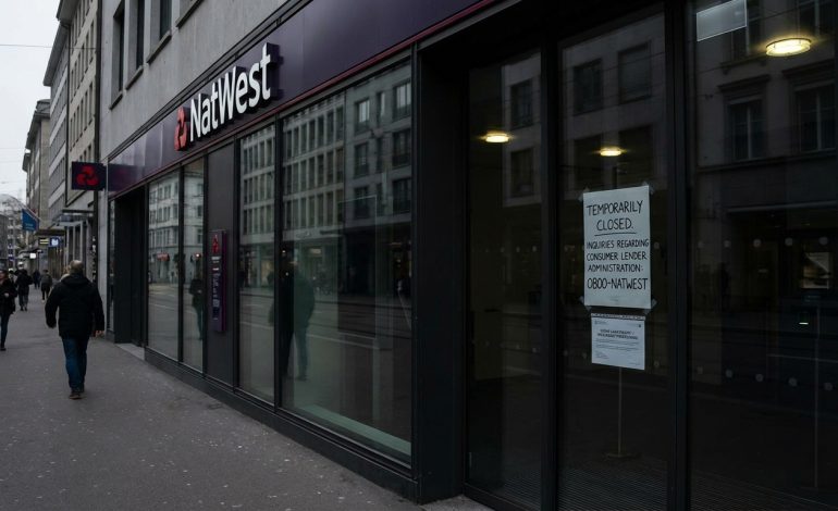 natwest a accordé un financement de 250 millions de livres à un prêteur à la consommation en faillite, soutenant ainsi la restructuration et la continuité des services financiers pour ses clients.