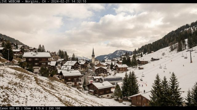 profitez de la vue en direct de la webcam à morgins et découvrez le charmant village ainsi que la station de ski de foilleuse en temps réel.